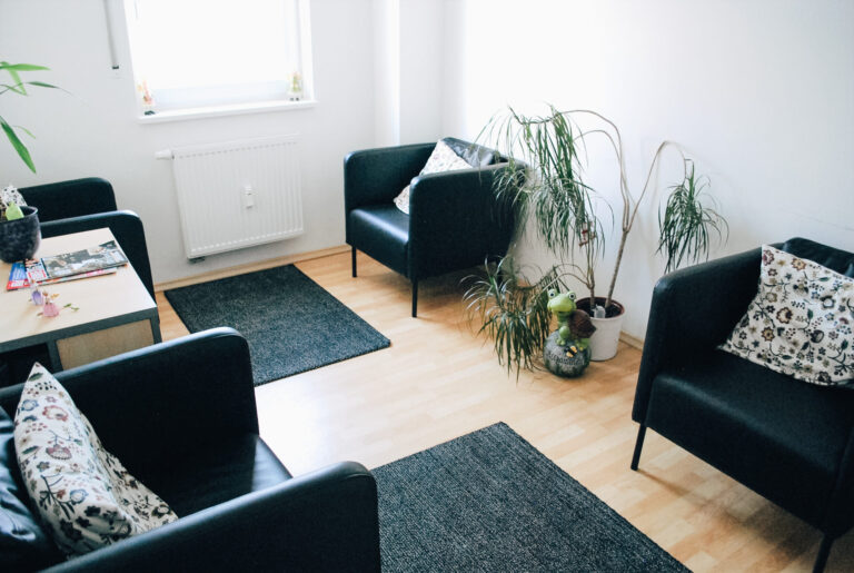 Wartezimmer2-scaled